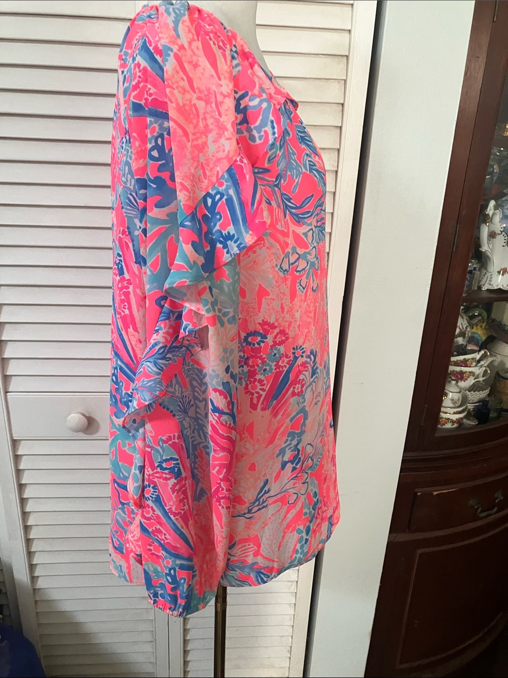 Lilly Pultzer Pascha Pink Aquadesica Elora Ruffle Shoulder Blouse - Picture 12 of 14